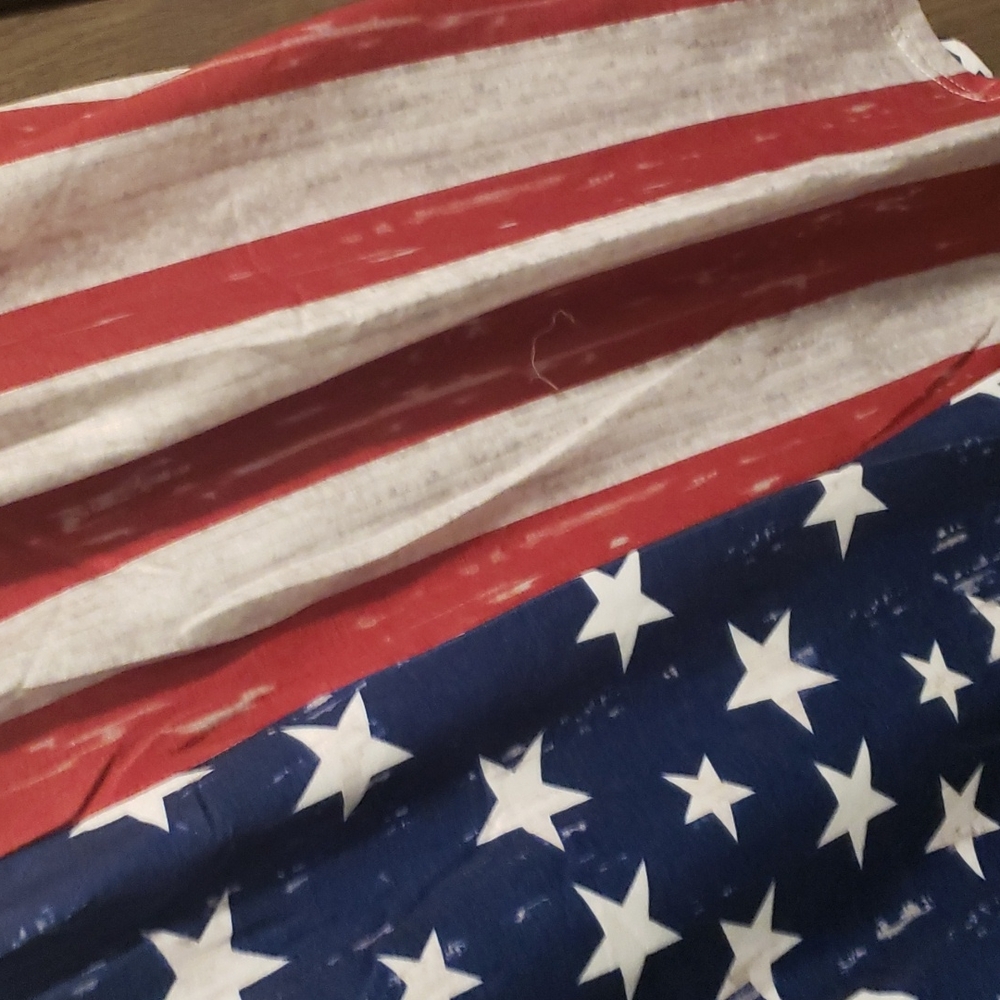 1 L left🎉HP🎉New boutique American flag patchwork tank - Picture 7 of 8